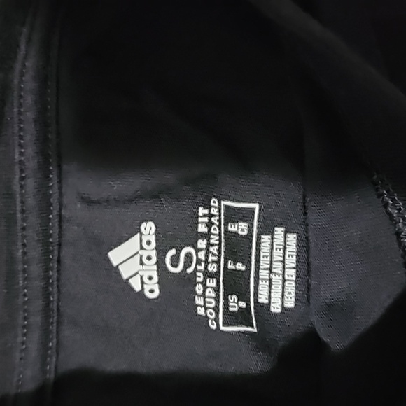 Adidas and puma long sleeve shirt. - Picture 4 of 4